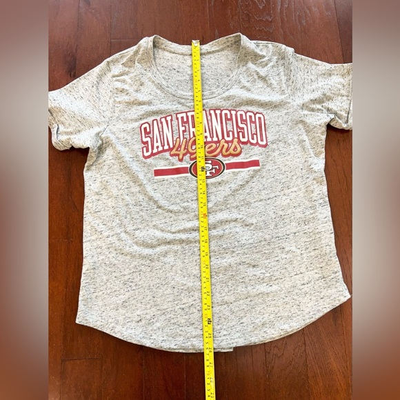 The Official NFL Team Appeal San Francisco 49ers  V Neck T-shirt Size XL Grey - Picture 7 of 10
